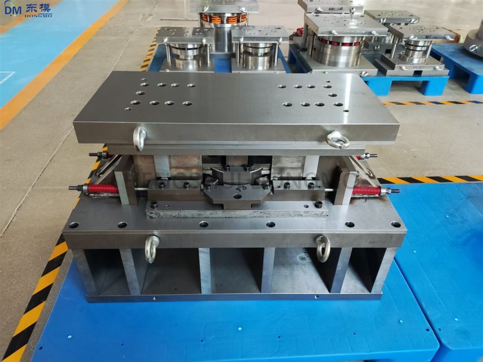 Custom Metal Stamping And Deep Drawing Die Manufacturer price