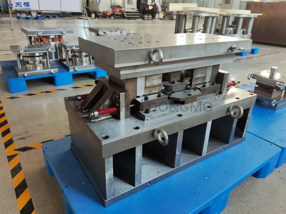 Custom Metal Stamping And Deep Drawing Die Manufacturer high quality